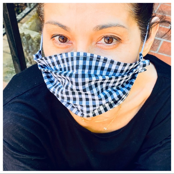 HOUNDSTOOTH MADE IN THE USA FACE MASK - Picture 4 of 8